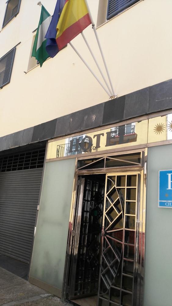 拉阿尔巴利祖拉酒店 赫雷斯 外观 照片